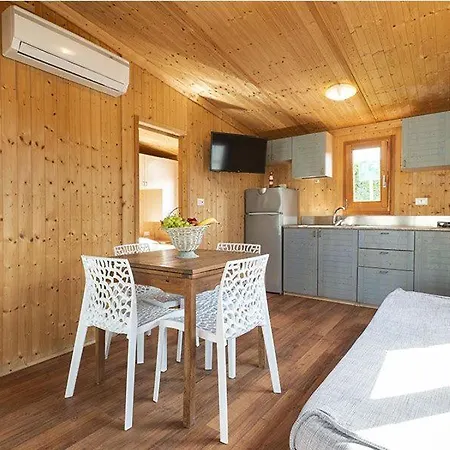 פארק נופש Camping Fano