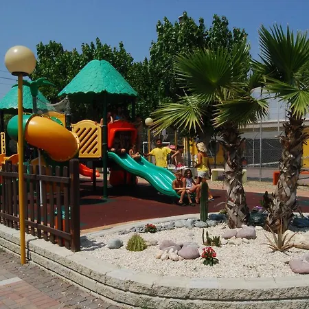 Camping Fano פאנו